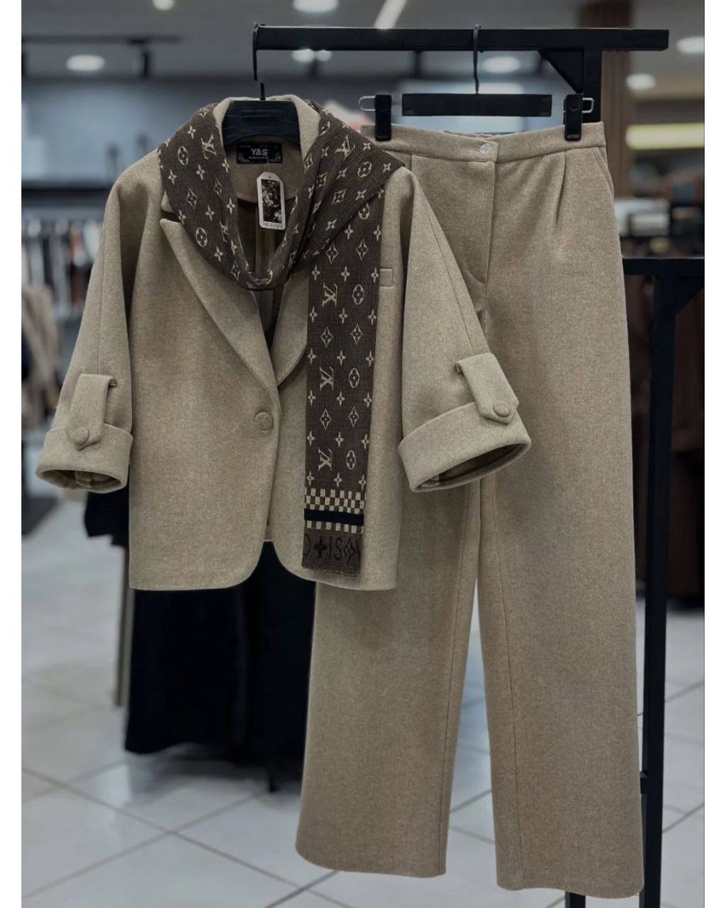 کت و شلوار پاییزه مدل کارن